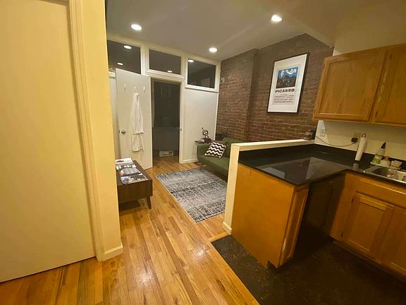 4th image of 2117 3rd Ave #3G