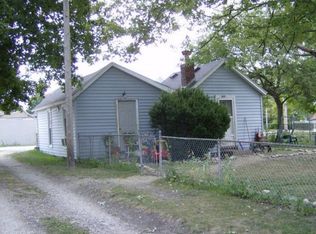 2011 1/2 N A St, Elwood, IN 46036