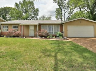 2907 Gradient Dr, Saint Louis, MO