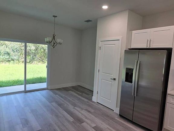 4th image of 16082 SW 35th Court Rd #1