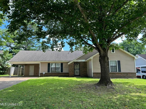 1939 Ingleside Cv, Horn Lake, MS 38637