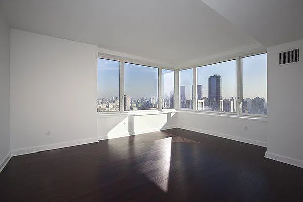 Rented by Nest Seekers International | media 60