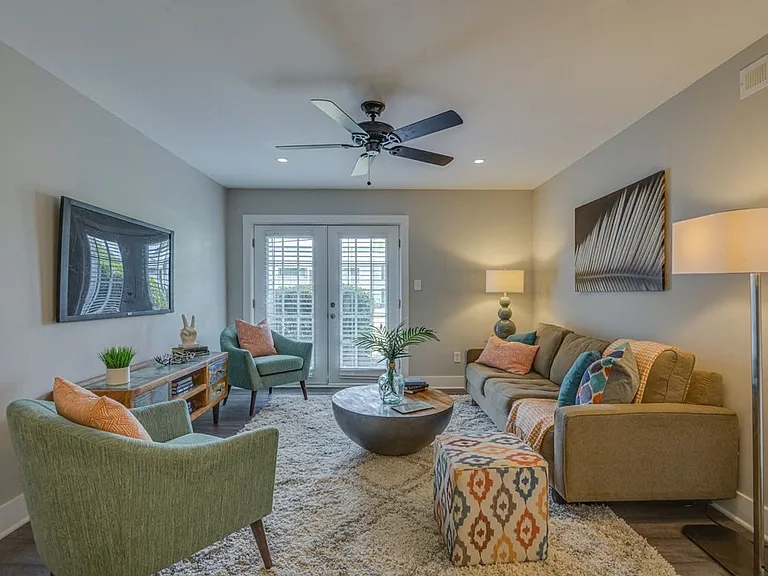 The Pointe at Bailey Cove — Photo 3