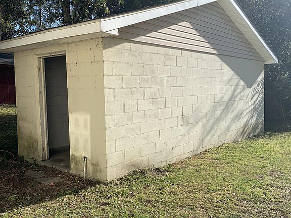 Shed at back of house
