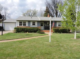 960 5th St W, Dickinson, ND 58601