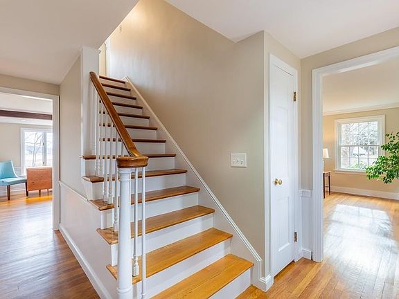 5th image of 43 Newmarch St