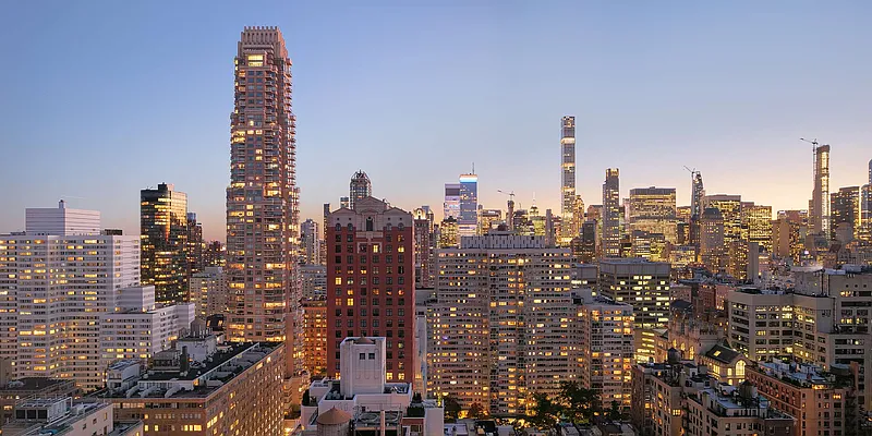 Sold by Compass | media 8