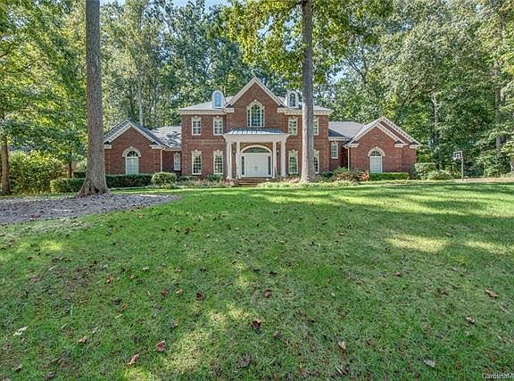 4th image of 3643 Saint Andrews Ln