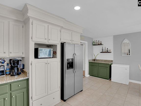 2nd image of 342 Saddlebrooke Ct