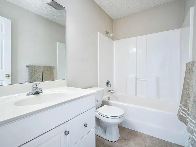 2705 Tonya Ct — Photo 8
