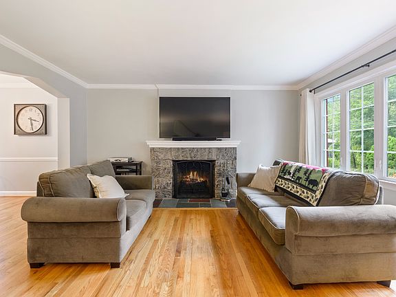 945 Webster Avenue
