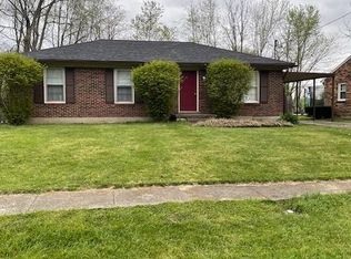 9103 Cedarwood Dr, Pewee Valley, KY 40056