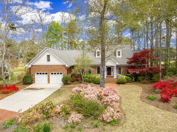 117 Fairway Drive E, Morehead City, NC 28557