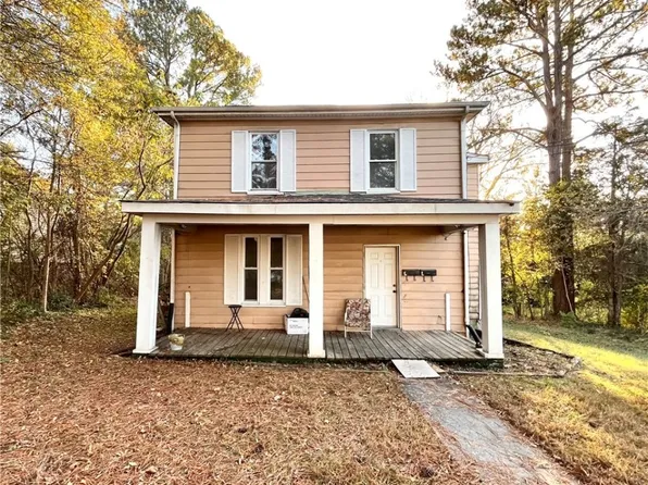 419 Park Ave, Farmville, VA 23901