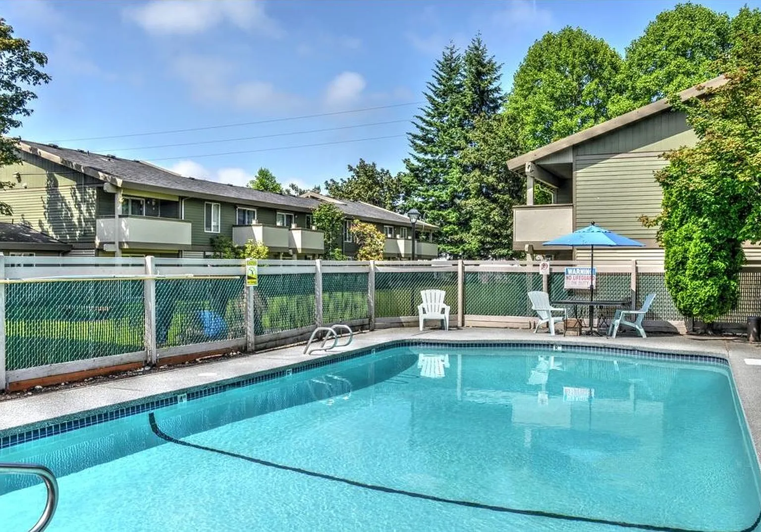 Sundance Apartments — Photo 2