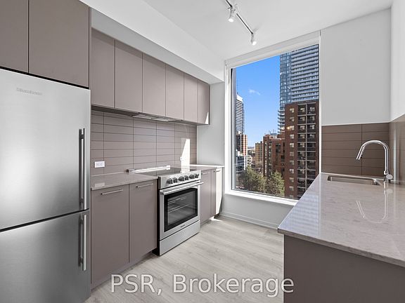 3rd image of 101 Roehampton Ave #408
