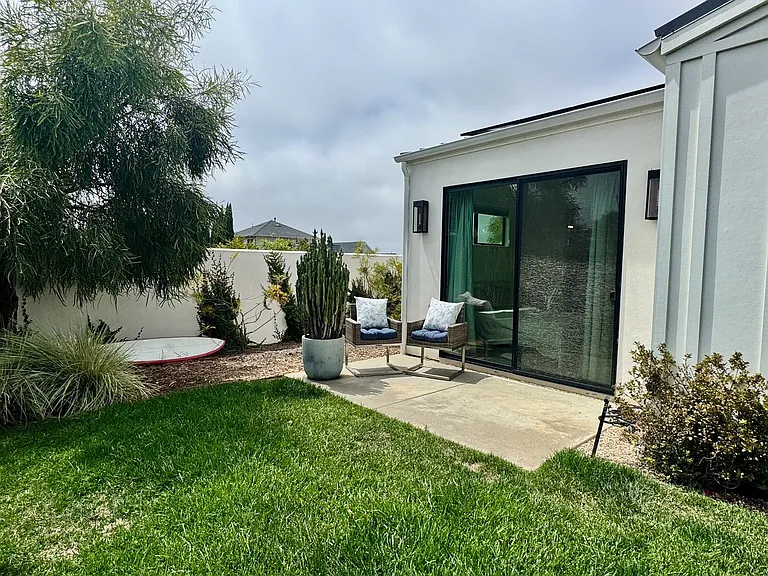 1333 Lake Dr — Photo 31