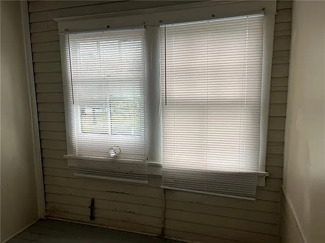 700 Florida Blvd — Photo 16