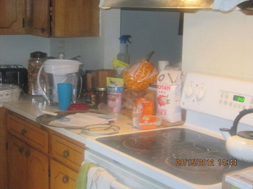 2nd image of 5036 Yakima Ave