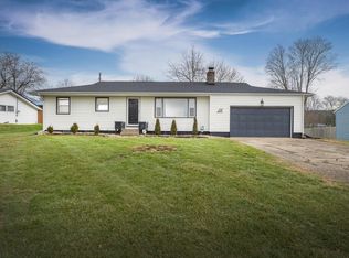 14 Hilltop Dr, Mount Vernon, OH 43050