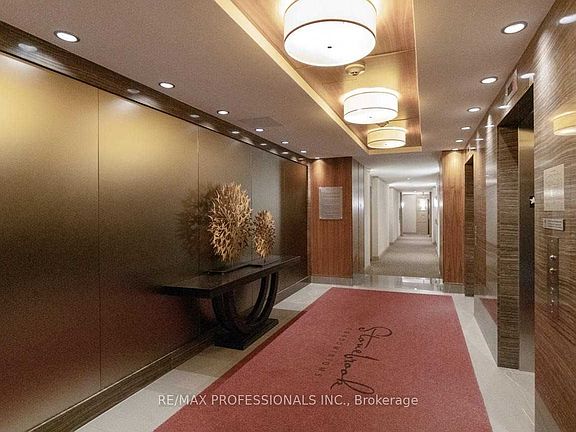 4th image of 1055 Southdown Rd #1311