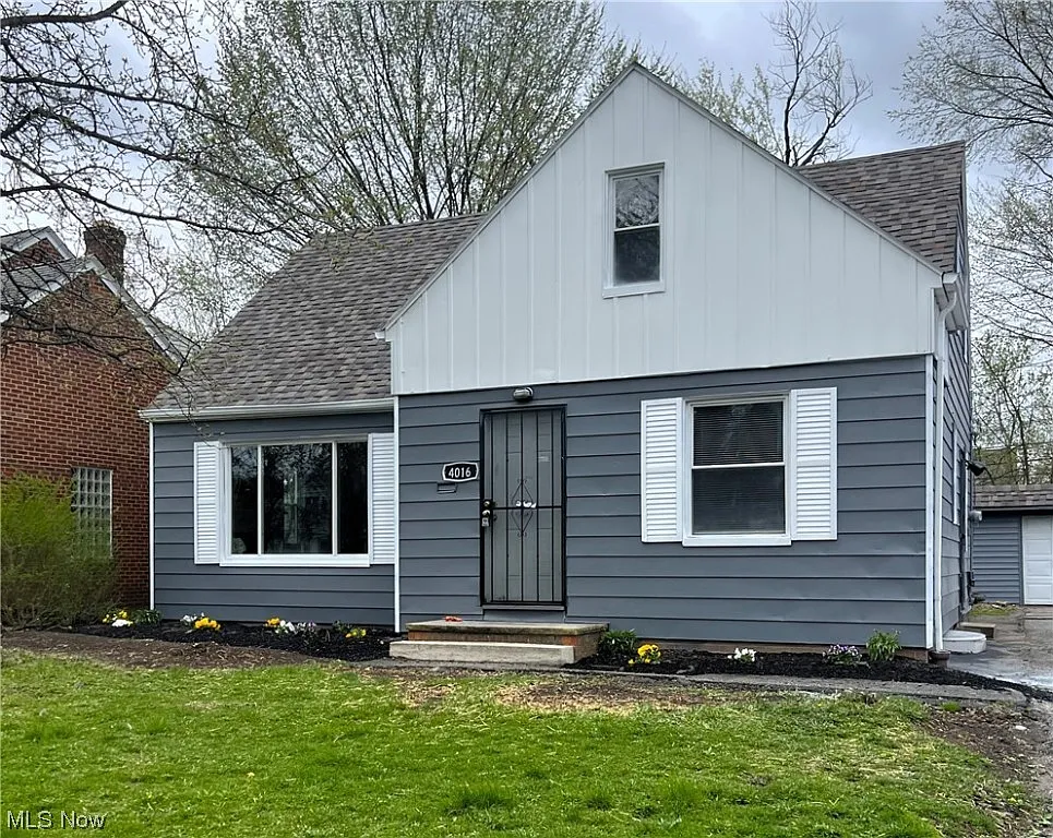 4016 Eastway Rd photo 1