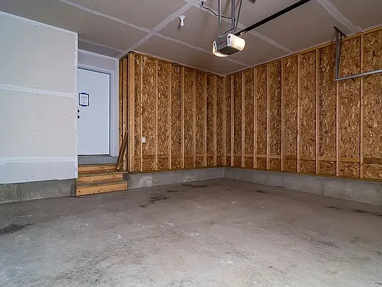 2741 Spark St — Photo 14