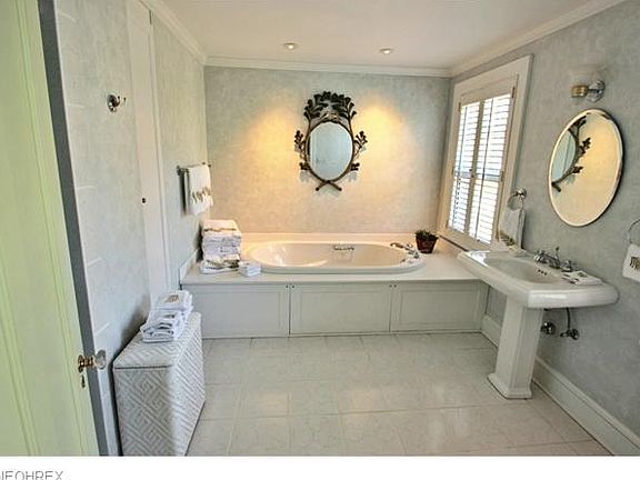 5th image of 2335 Delamere Dr