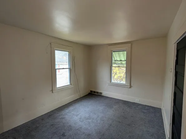 1187 E 61st St #3, Cleveland, OH 44103