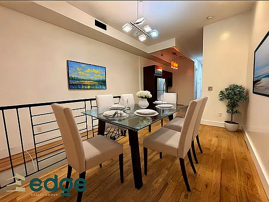 4th image of 161 Troutman St APT 1R