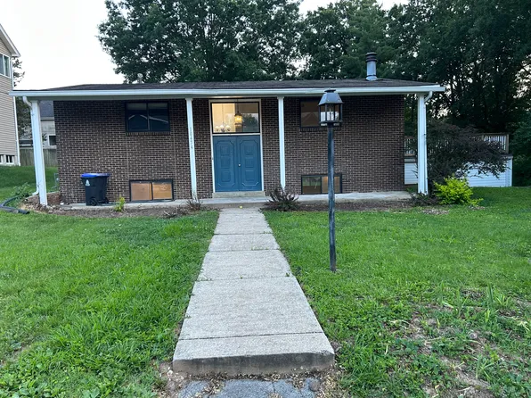 10474 Garibaldi Pl, Saint Louis, MO 63131
