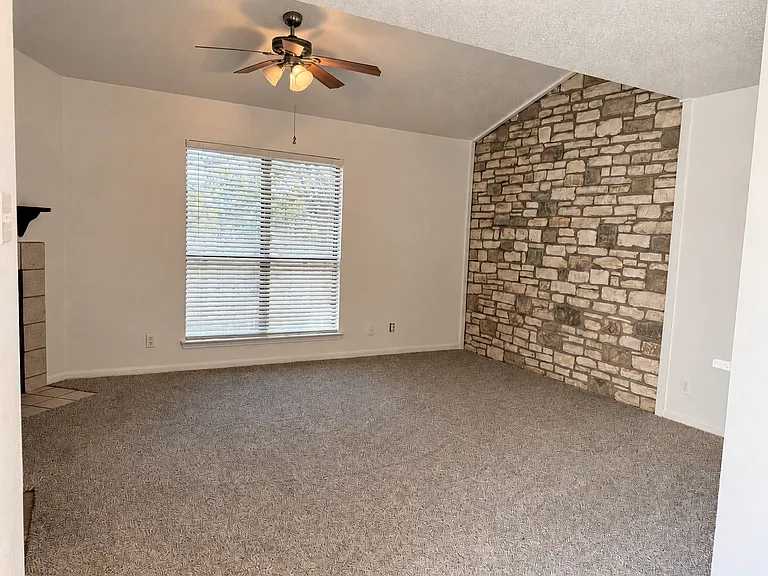 Unit 212 1 Bed/bath now available!