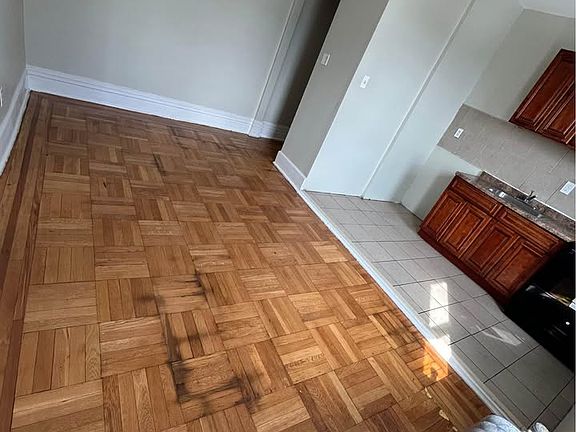 5th image of 196 Roseville Ave #39A