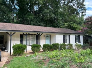 2814 Bomar Rd, Douglasville, GA 30135