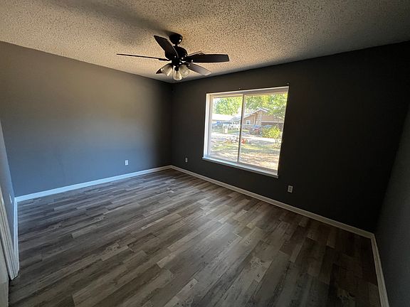 5th image of 5620 Vesta St