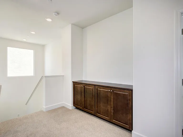 1056 Silverwire St — Photo 9