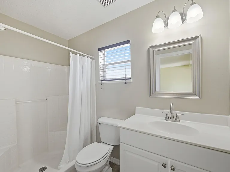 1707 SE Manth Ln — Photo 14