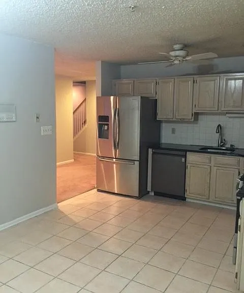 20 Prestwick Way — Photo 15