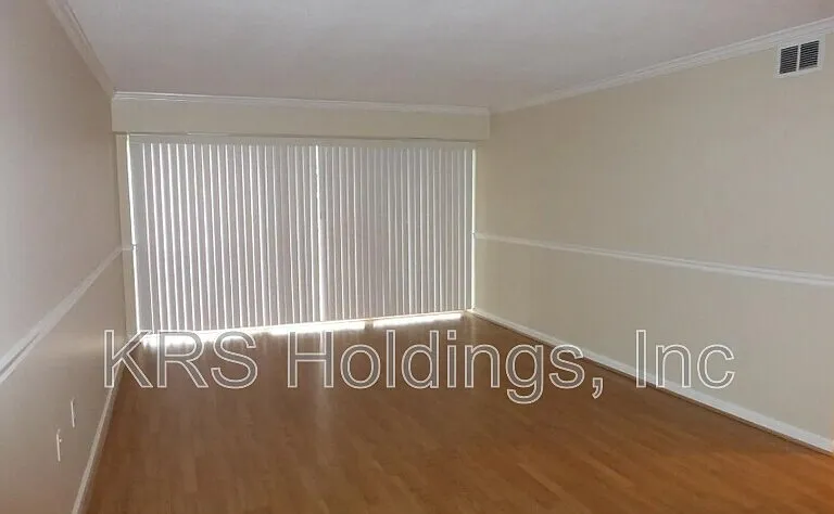 1300 Army Navy Dr #506 — Photo 6