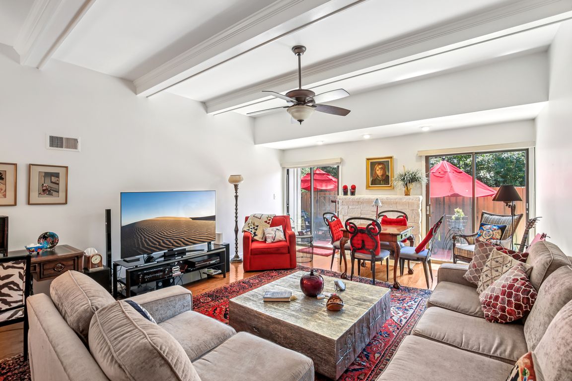 W 112th Terrace-S2307-003.jpg