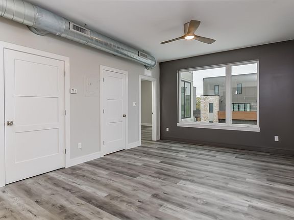 5th image of 2747 Lafayette Ave #204