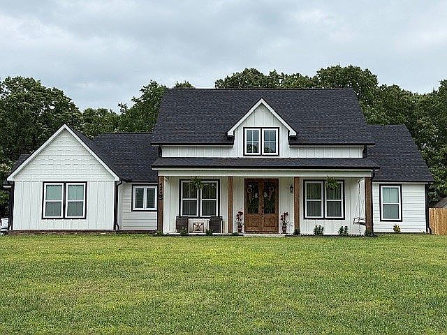 Modern Farm House