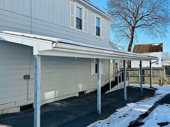 5th image of 306 Pifer St