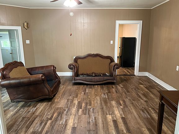 4th image of 1715 E Main St #2