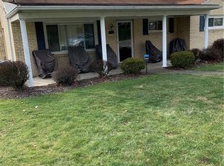 6913 Spruce St, Finleyville, PA 15332