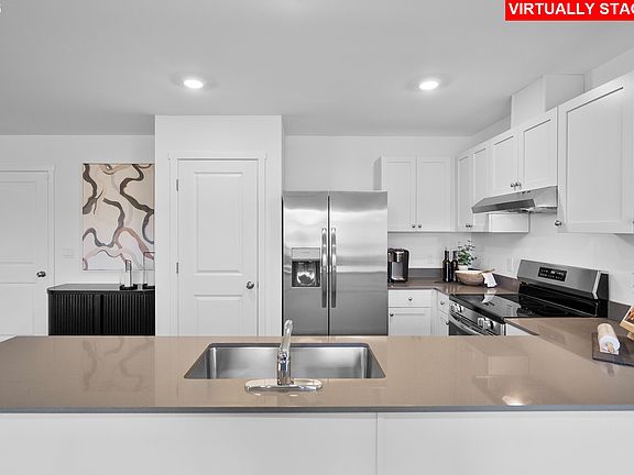5th image of 25248 Tanglewood Way