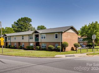 2607 Cedarhurst Dr, Charlotte, NC 28269
