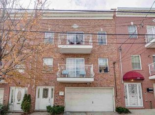 21 Prescott St, Jersey City, NJ 07304