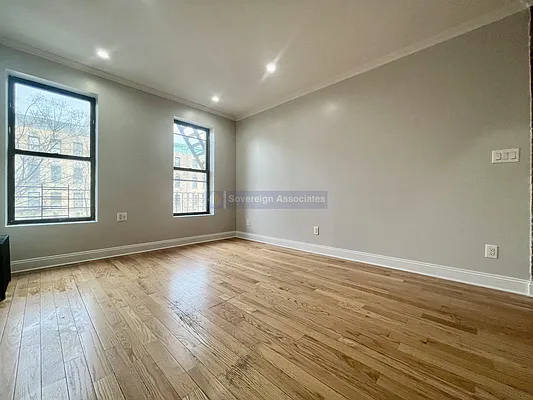 Rented by Sovereign Associates | media 2