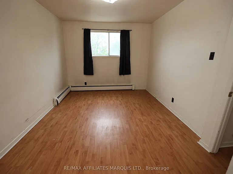 15 Main St #2B — Photo 7